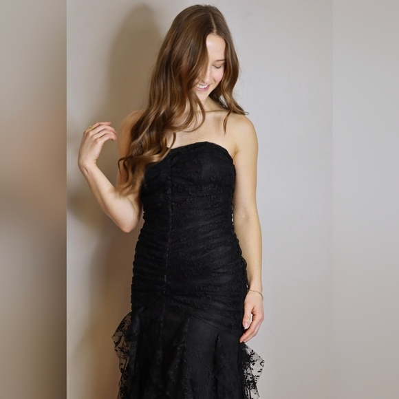 Jessica McClintock 2 Vintage Lace Overlay Mermaid Dress Strapless in Black - Picture 5 of 12